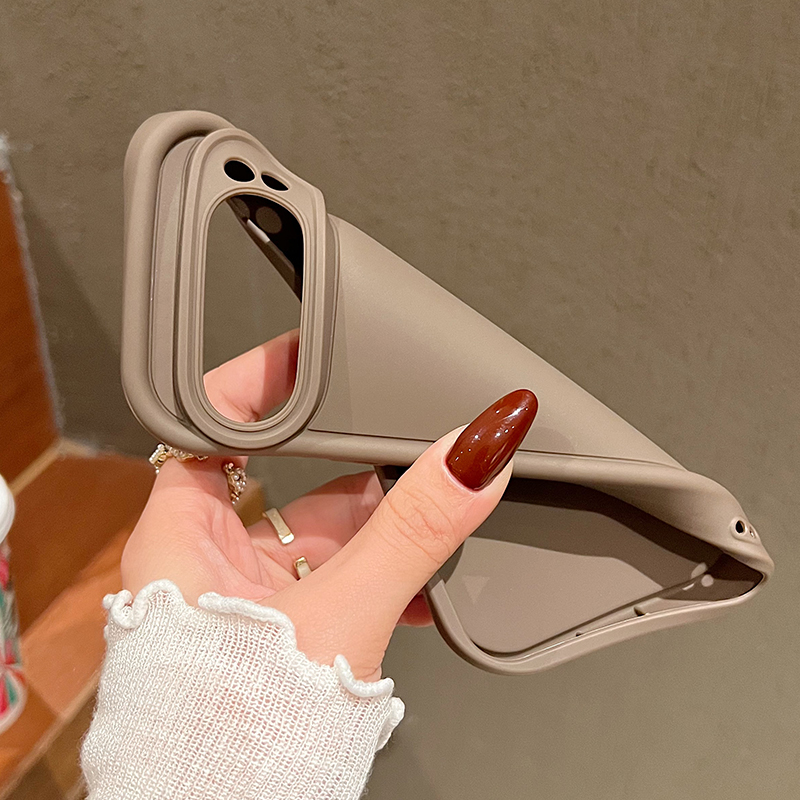 غطاء هاتف ناعم بتصميم سانتا كل - مراجعة Google Pixel 9 Pro وسعره